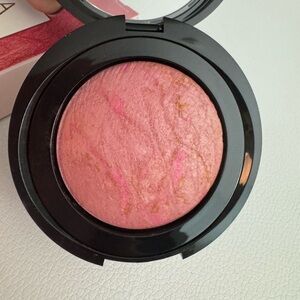 NEW Laura Geller marbleized blush